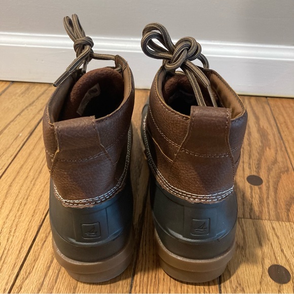 NEW Men’s 8.5 Sperry Brewster Low Duck Boots - Picture 6 of 6